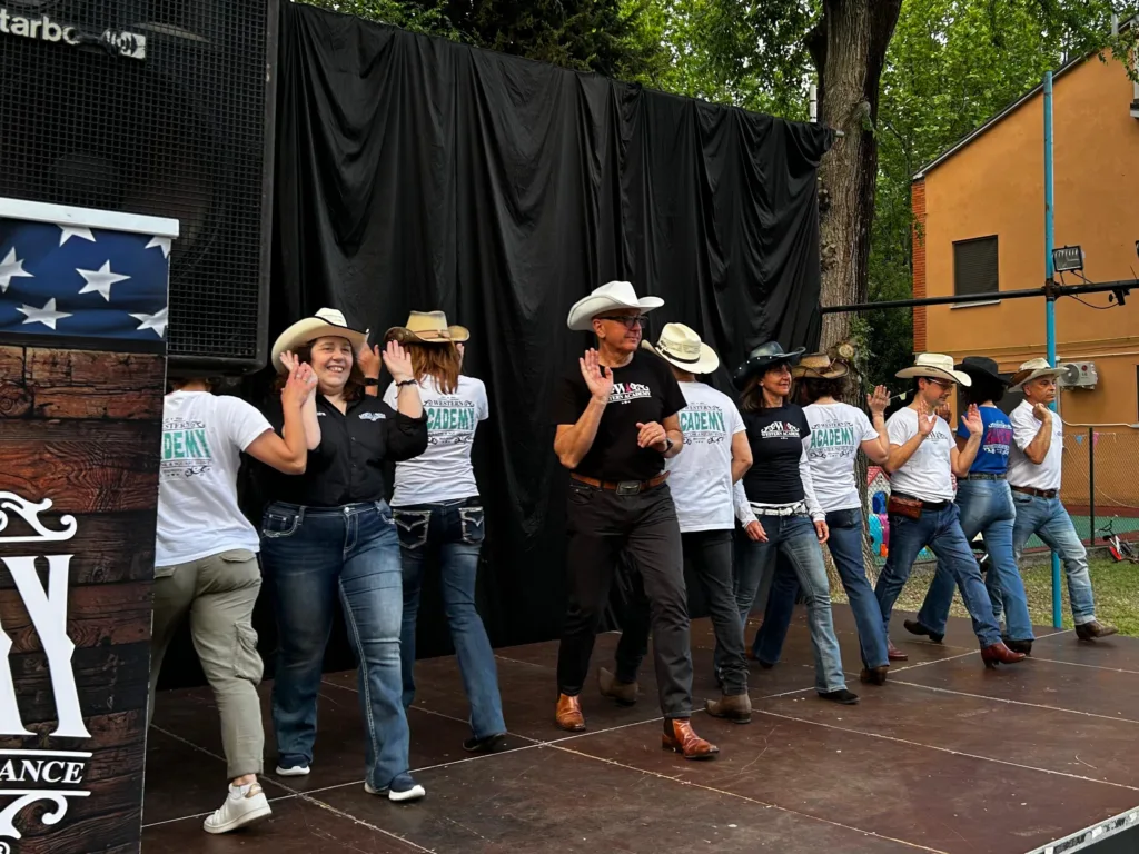 A tutto country_Western Academy