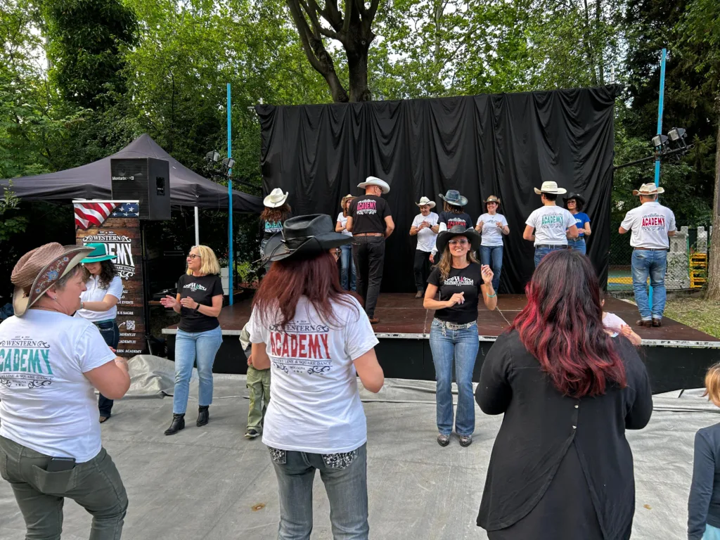 A tutto country_Western Academy